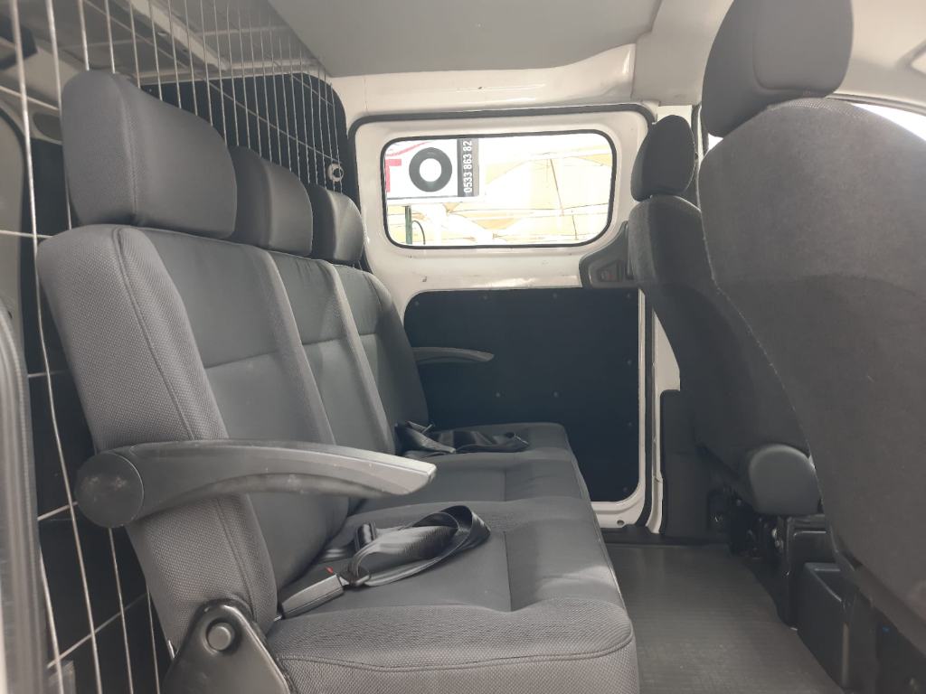 Nissan NV200