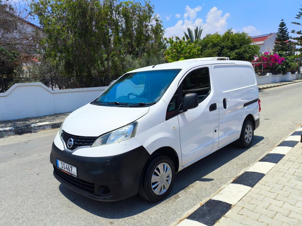 2014 Model Nissan NV200 Se Dcı   1.5 cc