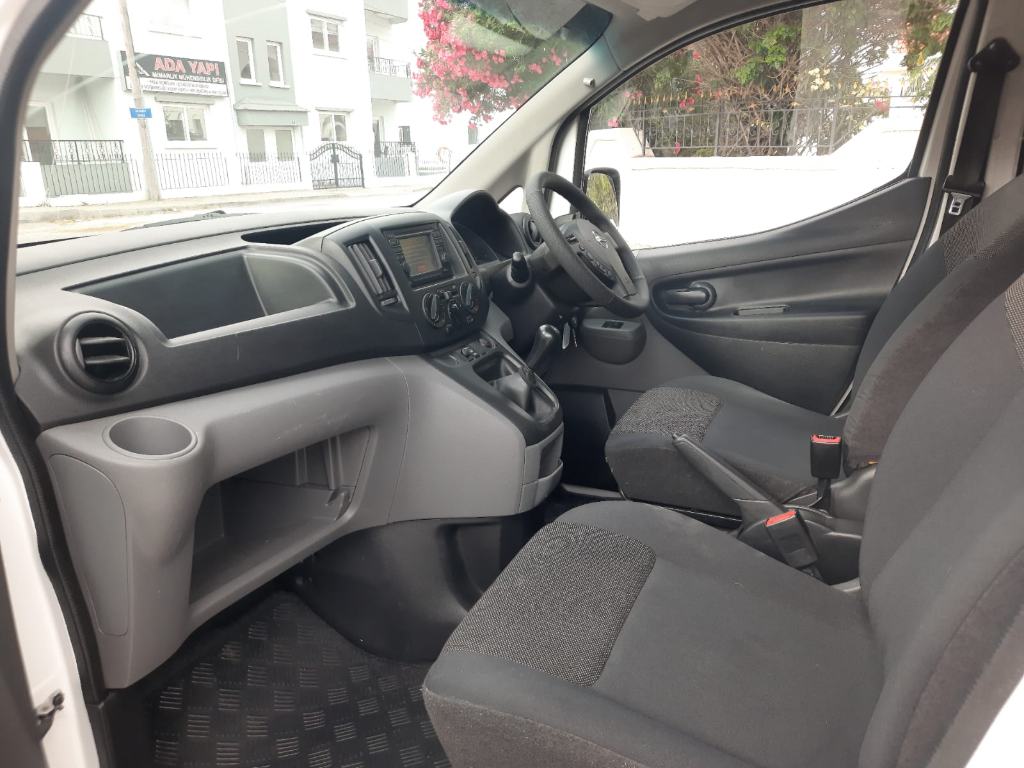 Nissan NV200