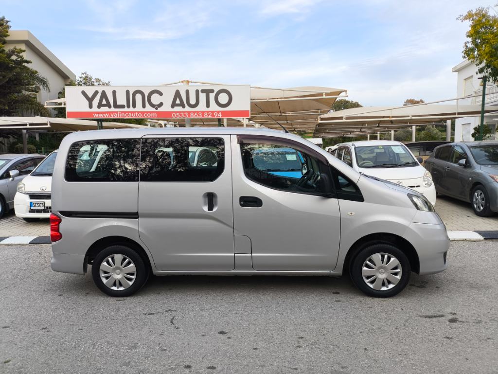 Nissan NV200