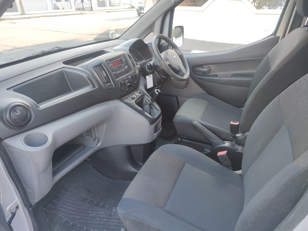 Nissan NV200