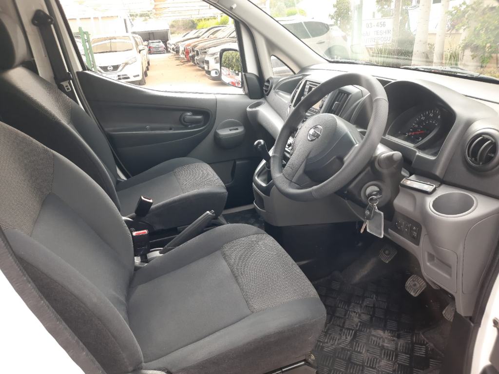 Nissan NV200