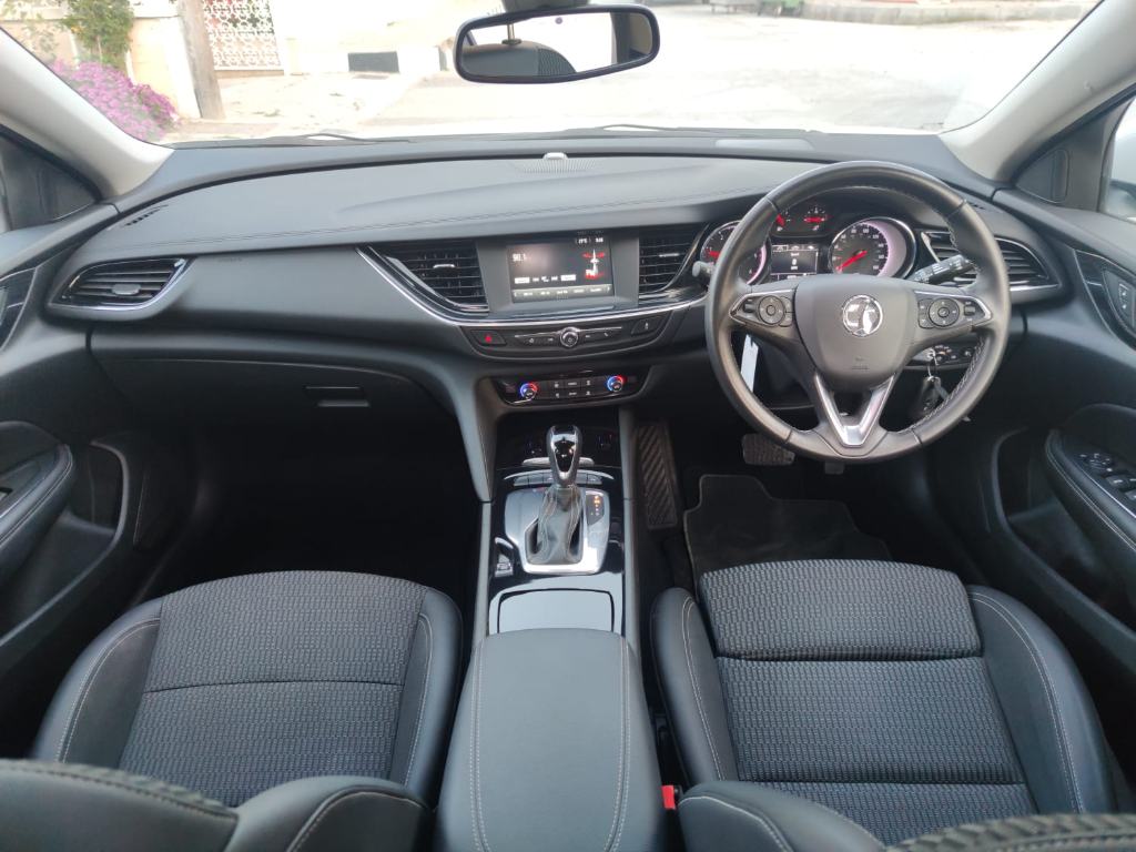2020 Model Vauxhall Insignia 1.6 cc Tech Line