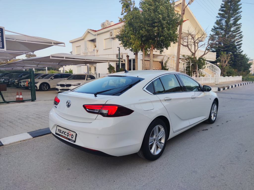 2020 Model Vauxhall Insignia 1.6 cc Tech Line