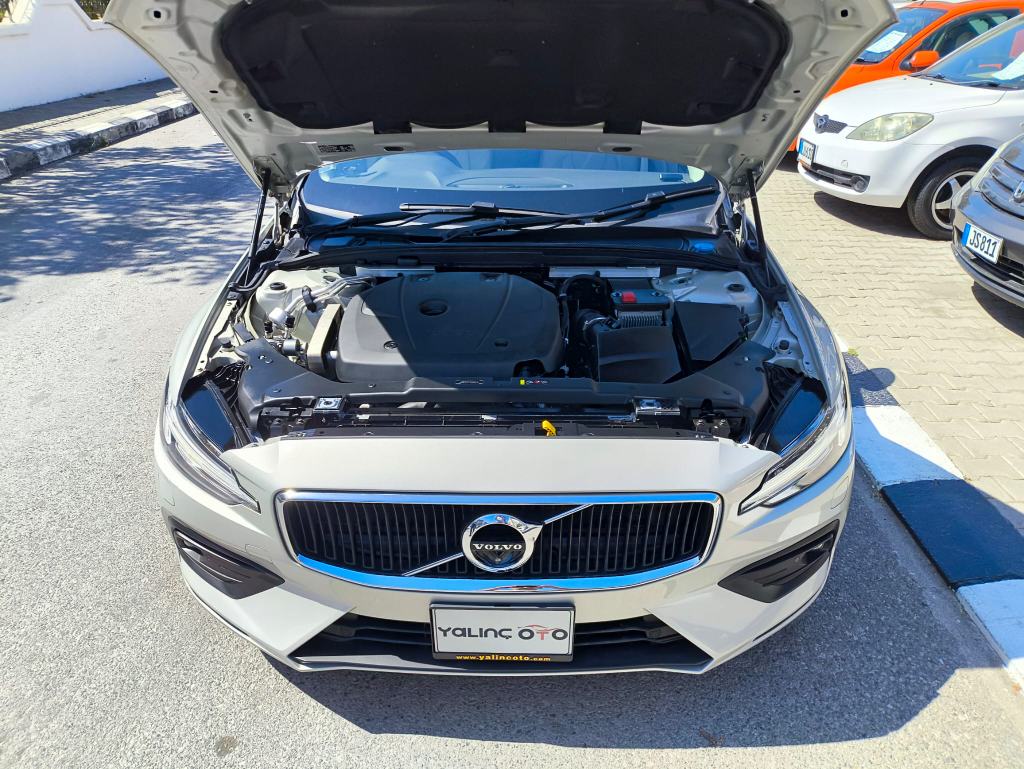 2020 Model Volvo S60 R-Design 2.0 T4