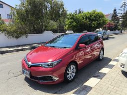 
										2015 Model Toyota Auris Panaromik Tavan dolu									