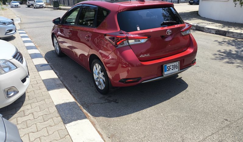 
								2015 Model Toyota Auris Panaromik Tavan dolu									