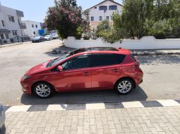 
										2015 Model Toyota Auris Panaromik Tavan dolu									