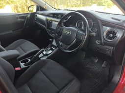 
										2015 Model Toyota Auris Panaromik Tavan dolu									