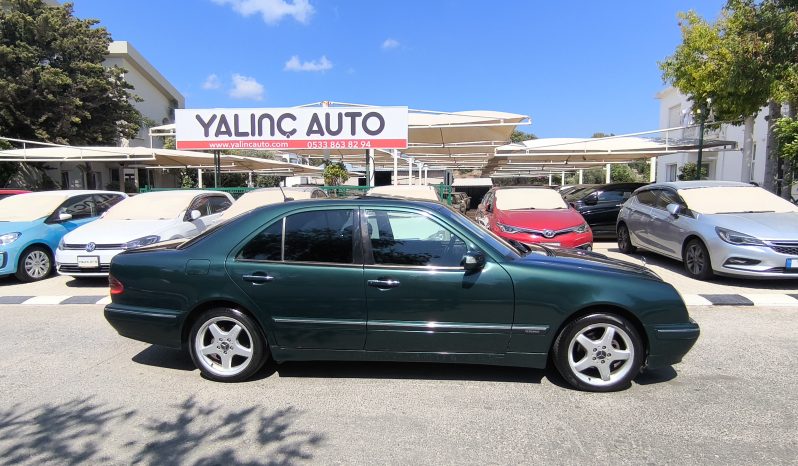 
								2002 Model Mercedes-Benz E 220D Elegance 2.2 Otomatik dolu									