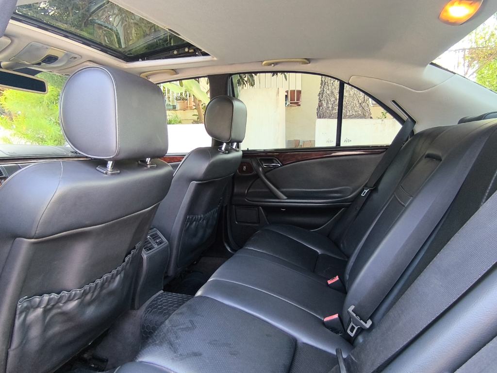 2002 Model Mercedes-Benz E220d   2.2 cc