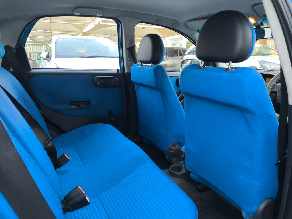 2002 Model Opel Corsa 1.2 cc Benzin Otomatik