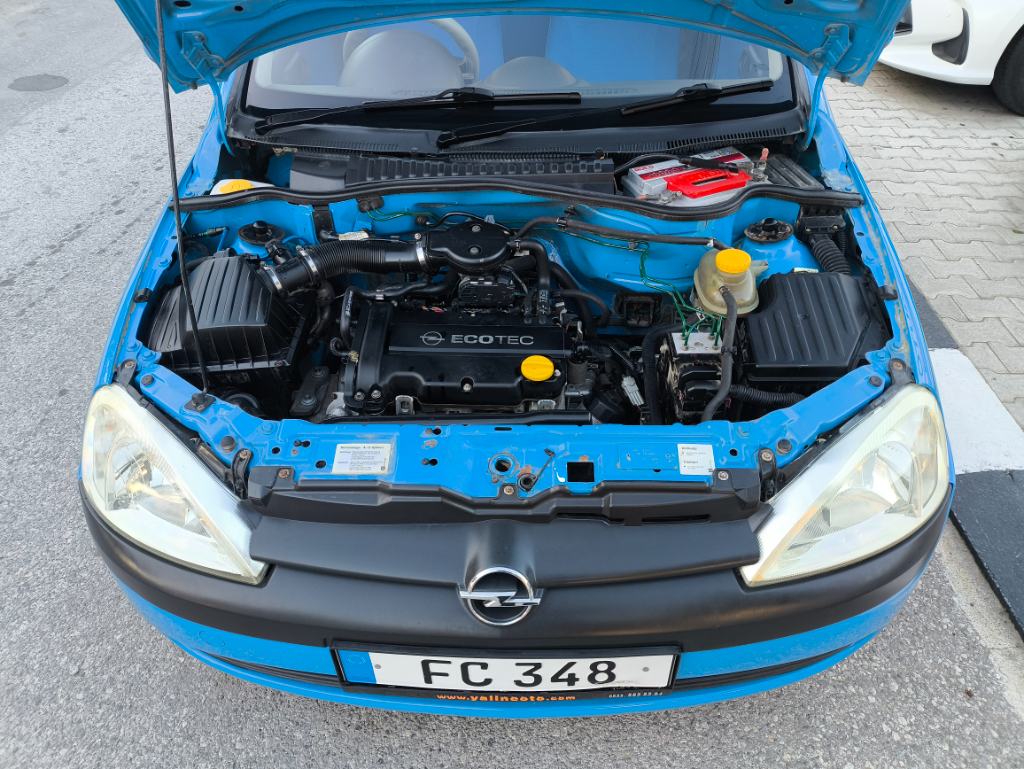 2002 Model Opel Corsa 1.2 cc Benzin Otomatik